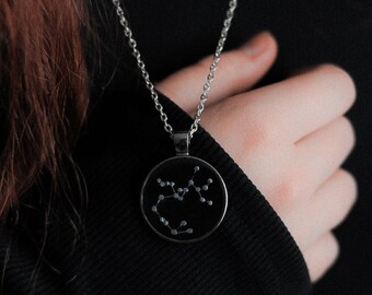 Collar con la constelación de Sagitario / Collar con el signo zodiacal de Sagitario / Regalos de astrología / Joyería zodiacal / Regalo de cumpleaños de diciembre