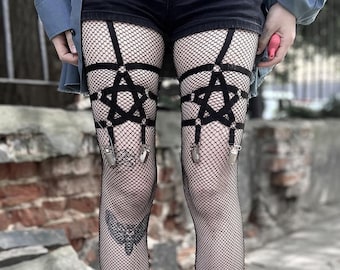 Liguero con pentagrama / lencería gótica con liguero / liguero de moda de tamaño ajustable / bondage para muslos / sujetador de clip para medias / accesorios góticos