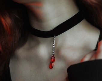 Collar de mordedura de vampiro / Gargantilla de terciopelo negro / Collar de Halloween / Gargantilla gótica de vampiro / Collar sangriento / Gargantilla de sangre / Joyería de vampiro