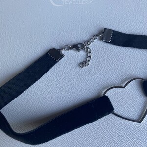 Heart collar / heart ring choker / heart choker / velvet choker / gothic necklace / witchy jewelry / o-ring / o ring choker / pastel goth image 9