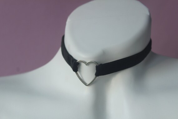 Heart Collar / Heart Ring Choker 