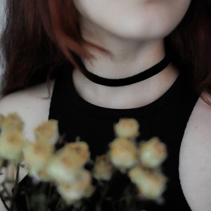 Elastic velvet choker / thin black velvet choker / stretchy choker / goth collar / gothic choker / punk collar / goth necklace / nu goth image 3