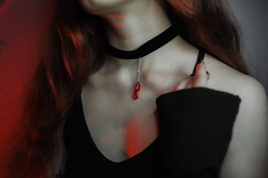 Vampire Bite Necklace / Black Velvet Choker / Halloween Necklace ...