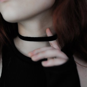 Elastic velvet choker / thin black velvet choker / stretchy choker / goth collar / gothic choker / punk collar / goth necklace / nu goth image 4