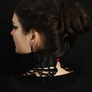 Gothic lace choker-collar / vintage core / gothic vampire jewelry / handmade gothic choker / victorian choker / extra wide full neck choker