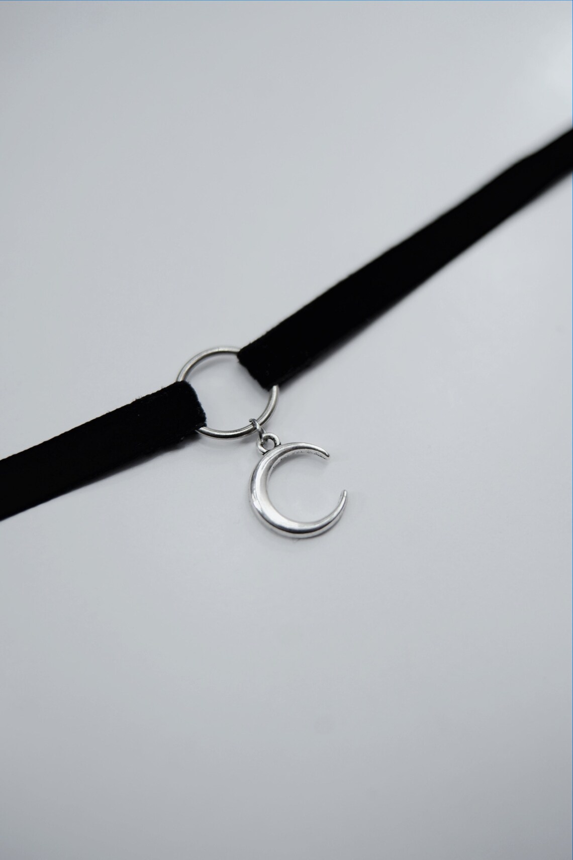 O Ring Moon Choker / Black Velvet Necklace / Gothic Necklace ...