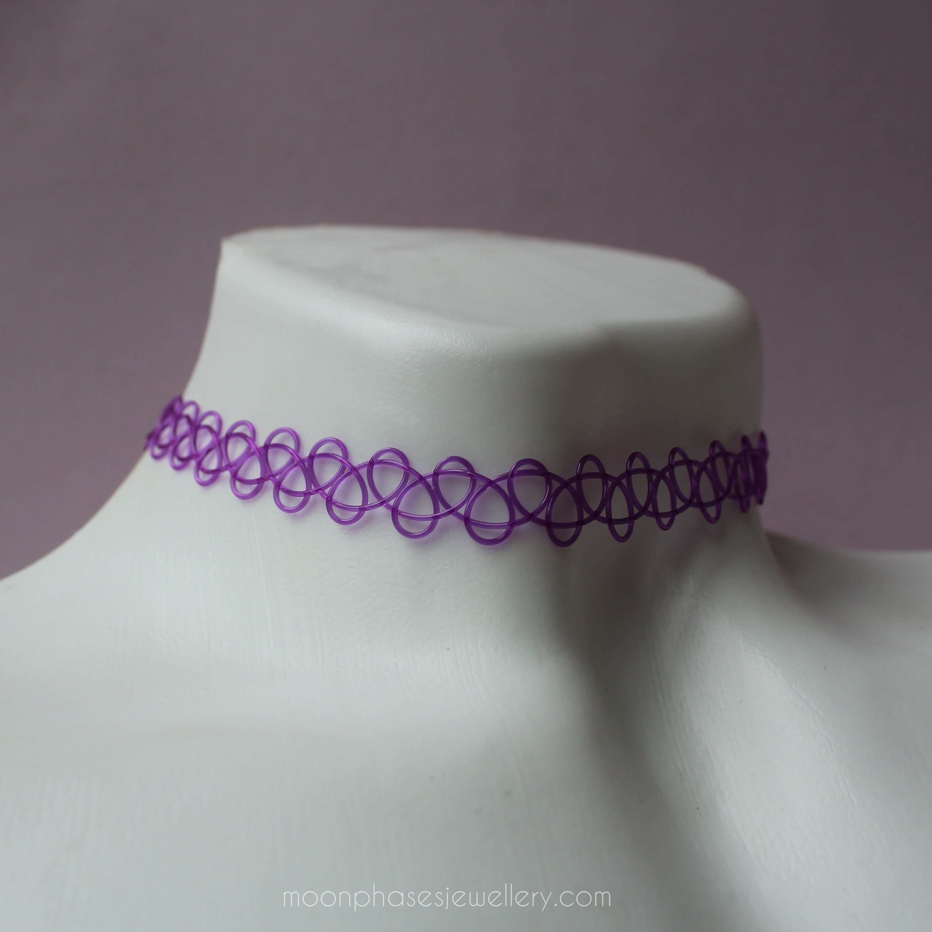 Channel the 90s with These Gorgeous Bridal Choker Necklaces - Tidewater and  Tulle