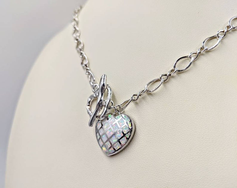 White Fire Opal /& 925 Sterling Silver Heart and Diamond Cut Chain Toggle Necklace; Opal Heart w Hammered Front Toggle Close; Heart Necklace