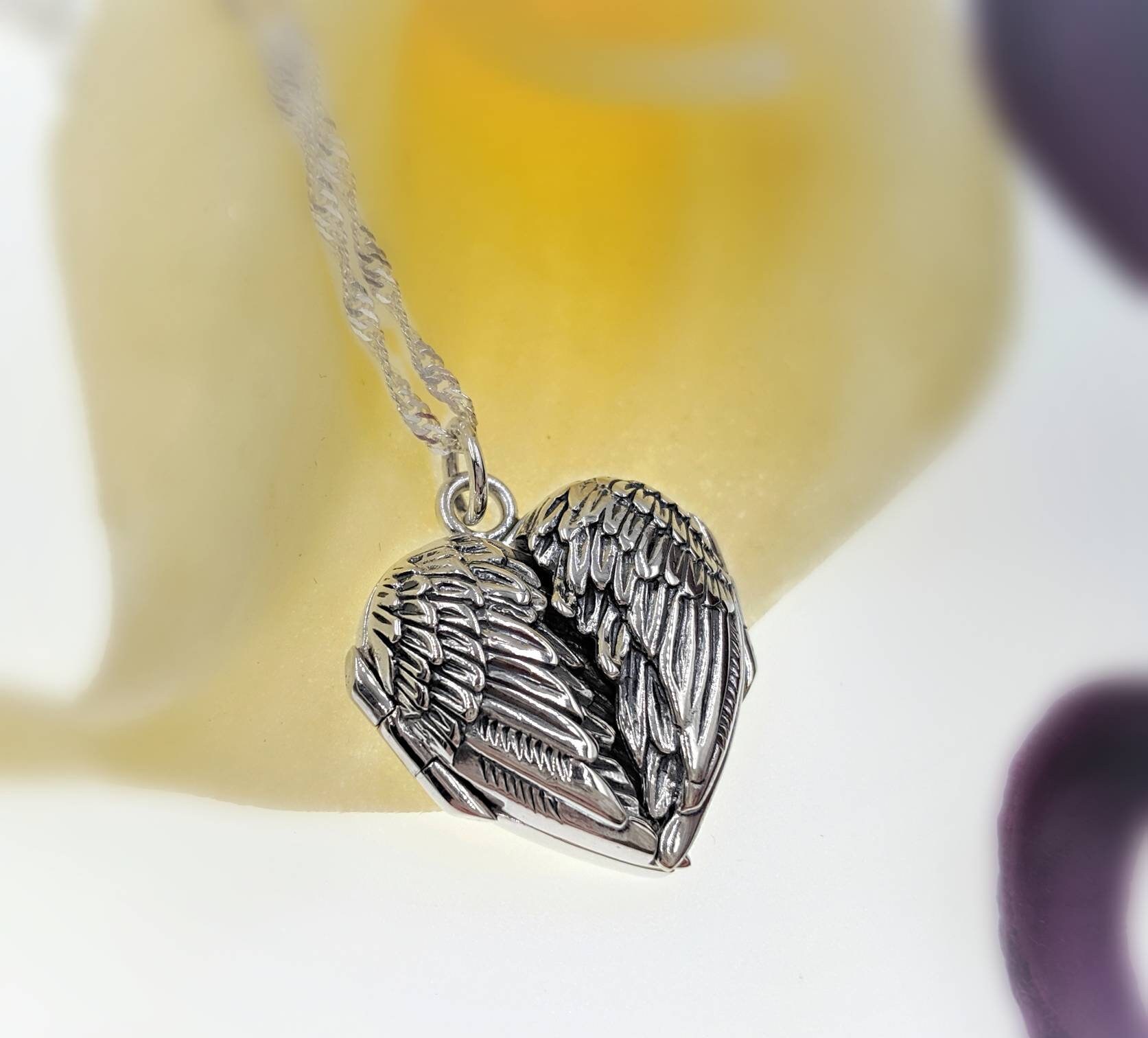 925 Sterlig Silver Wing Heart Locket Necklace; Angel Wing Locket ...