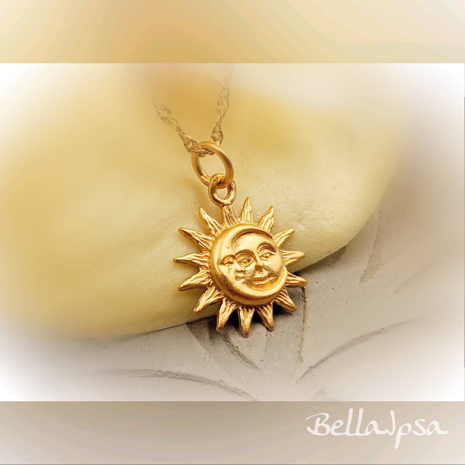 Crescent moon & gold sun/moon necklace Silver x Gold – momocreatura