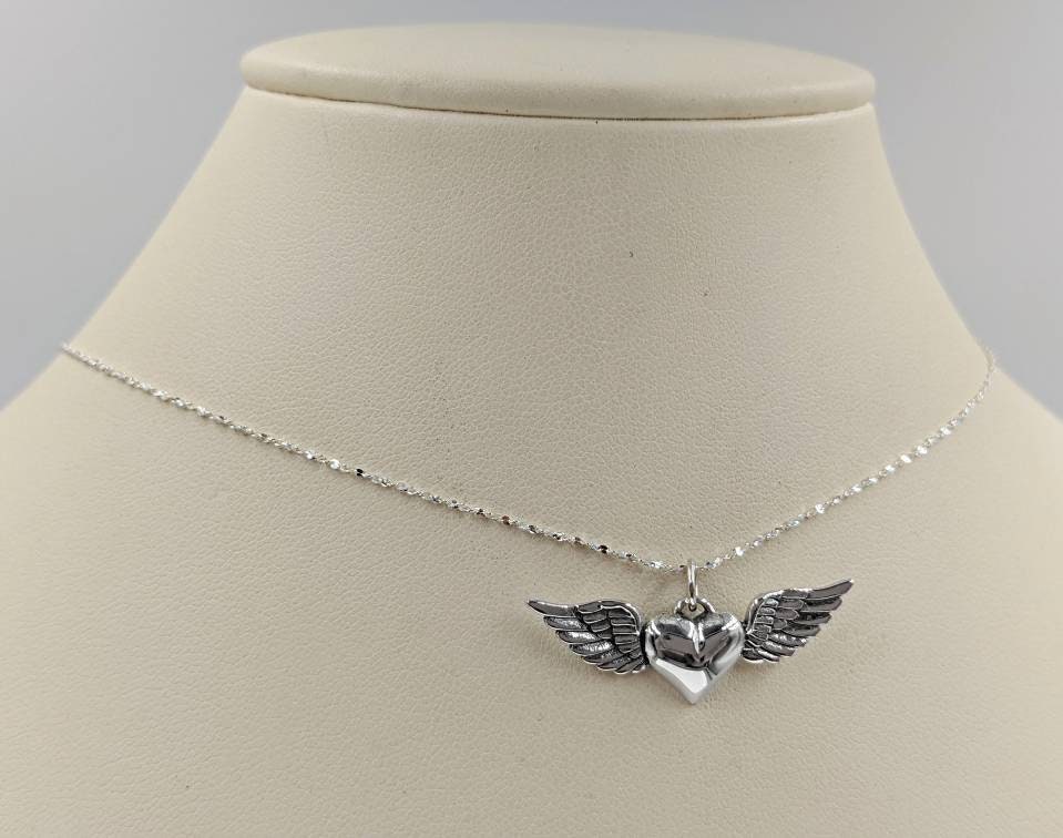 TWICE着用【WING BLING】[925Silver] Delina Heart Necklace 925 Flying Heart Necklace, Angel Wing Heart Pendant Necklace