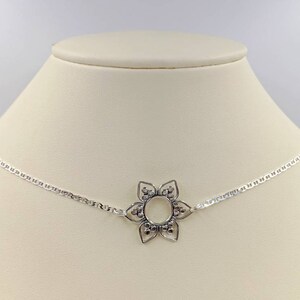 925 Lotus Flower; Sterling Silver 925 Lotus Flower Necklace; Lotus Daisy Flower; Silver Daisy; Silver Sunflower Necklace, Infinity Close