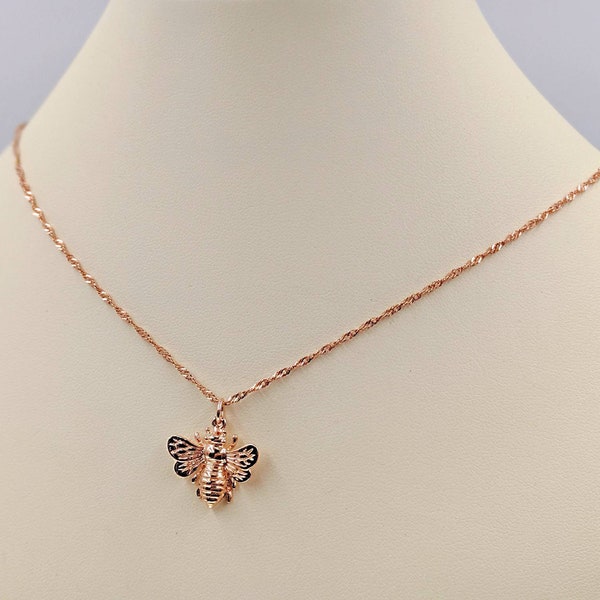 Bumble Bee Hex Pendant - Gold