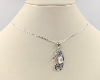 Silber Perlmutt Seepferdchen; Seepferdchen Halskette; 925 Silber & MOP Seepferdchen; 925 Perle Seepferdchen; Seepferdchen Kette, Infinity Verschluss