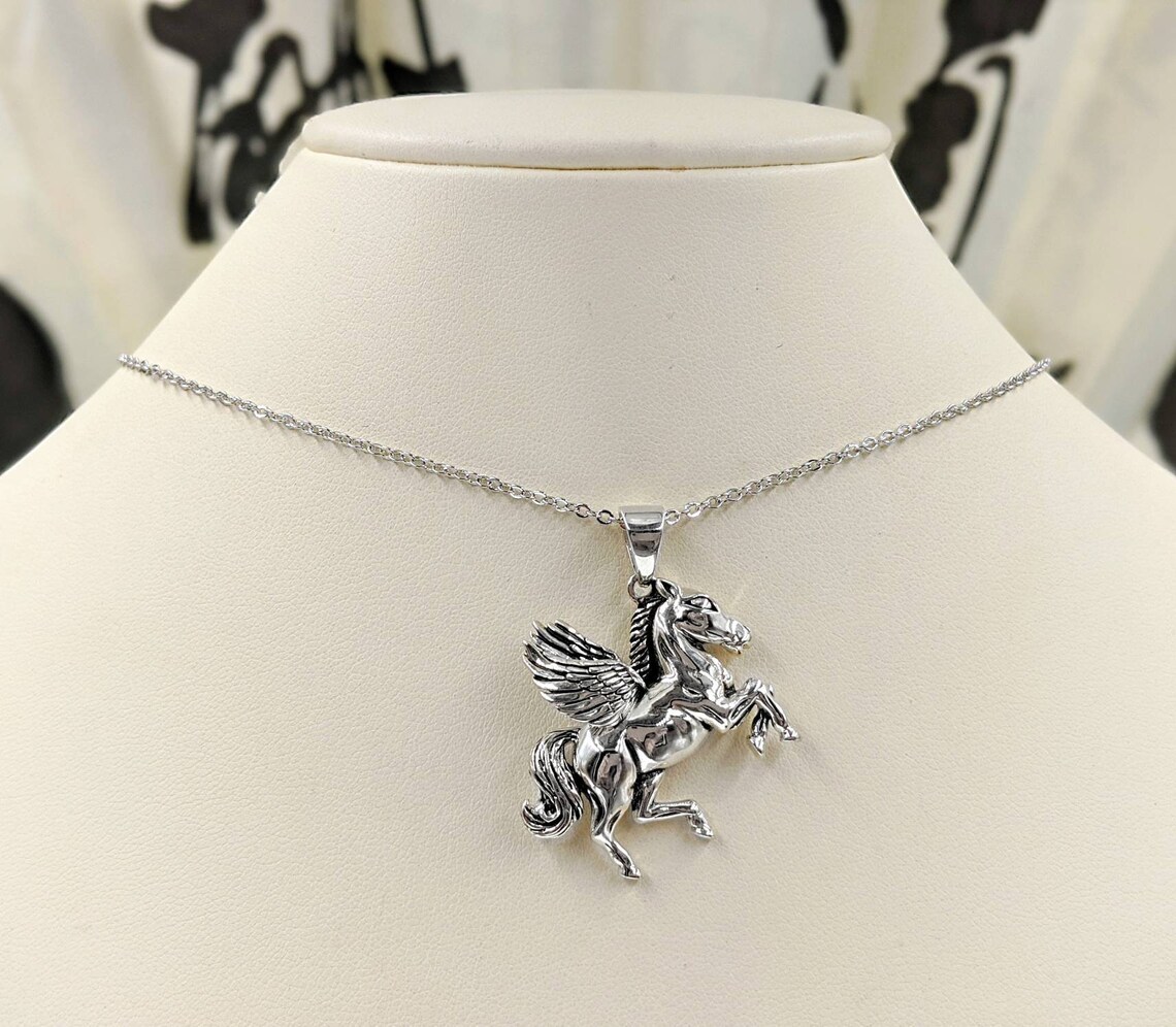 925 Sterling Silver Pegasus Necklace Pegasus Pendant Silver Etsy