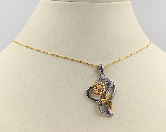 Sunflower heart necklace deals