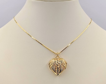 14K Gold Vermeil Wing Heart Locket Necklace; Gold Angel Wing Locket; Gold Heart Locket on Gold Chain; Heart Shaped Locket, Infinity Close