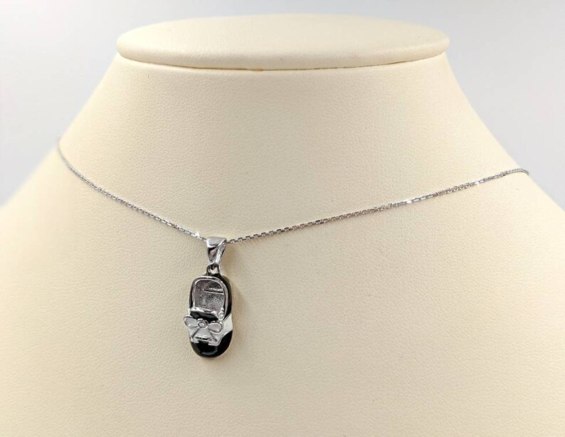 925 Silver Baby Shoe Necklace; Sterling Chain Necklace w Silver Baby Bootie; 925 Silver 3D Baby Shoe Necklace; Silver Shoe; Infinity Close