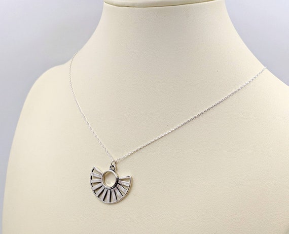 925 Sterling Silver Chain Sun Necklace Simple Round Pendant Necklaces For  Women Female Boho Luxury Jewelry Wedding Gift - AliExpress