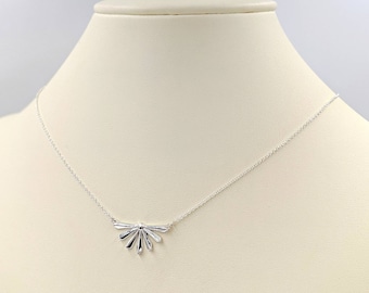 925 zon ketting; 925 zonsopgang ketting; Zonnestraal ketting; Halve zon hanger ketting; Starburst-ketting; 925 Zonhanger, Infinity Close