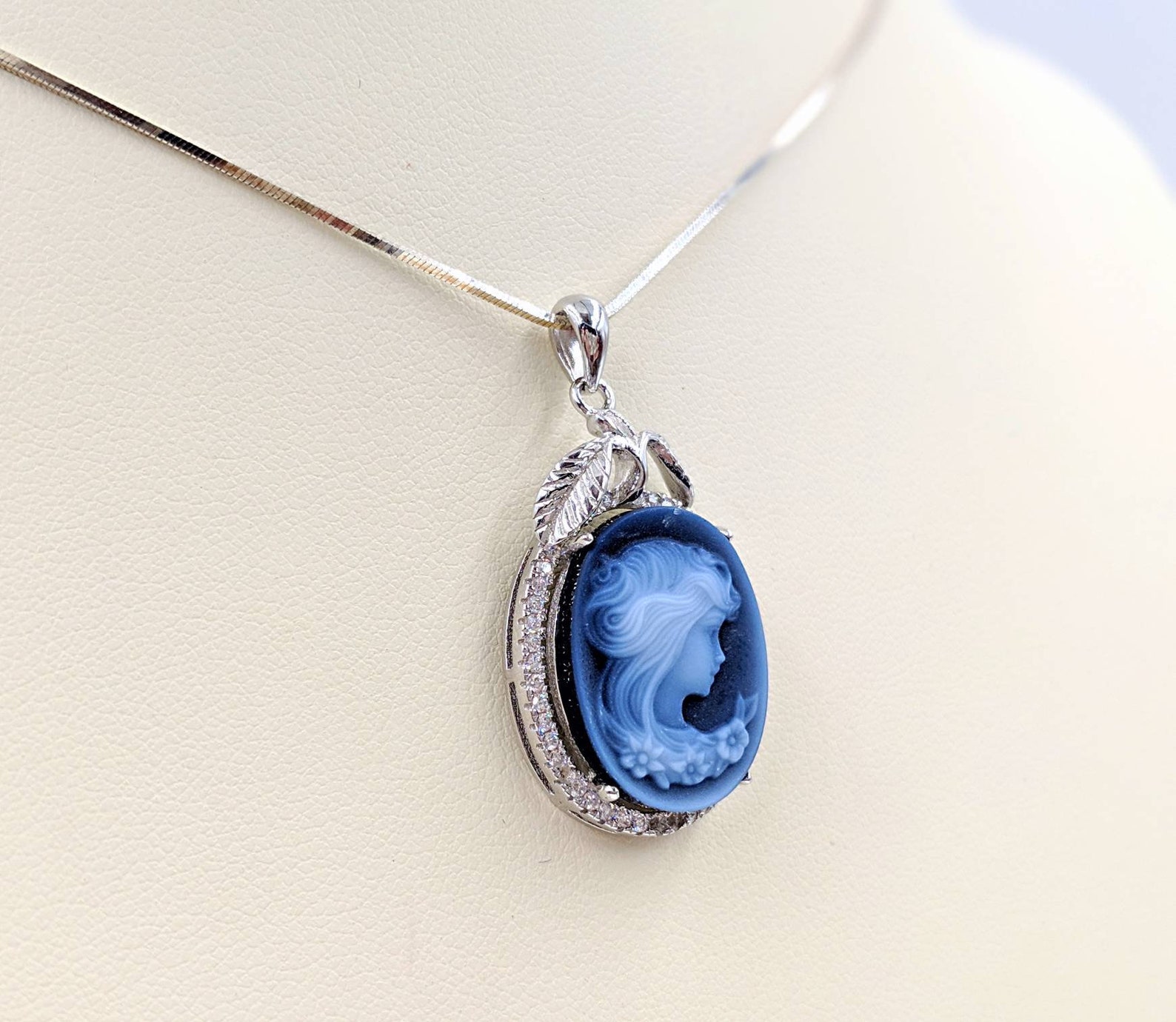 Real Victorian Cameo Cameo Necklace Genuine Cameo Necklace Etsy