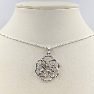 925 Silver Celtic Infinity Knot Necklace; Sterling Silver Celtic Knot; 925 Silver Chain w Celtic Knot; Irish Necklace; Irish Infinity Knot