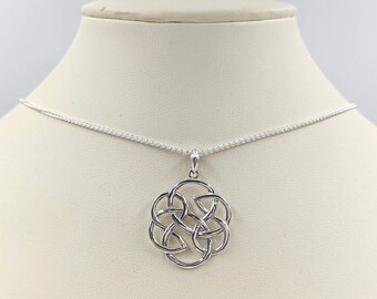 925 Silver Celtic Infinity Knot Necklace; Sterling Silver Celtic Knot; 925 Silver Chain w Celtic Knot; Irish Necklace; Irish Infinity Knot