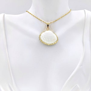 Real Yellow Gold Seashell; 14K Gold Dipped Scallop Shell Pendant Necklace; Scallop Seashell; 925 Gold Scallop Shell Necklace, Infinity Close