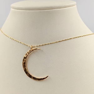 24K Gold Plated Crescent Moon Necklace; Hammered Gold Crescent Moon Necklace; 925 Moon Pendant; Gold Moon Pendant Gold Chain, Infinity Close