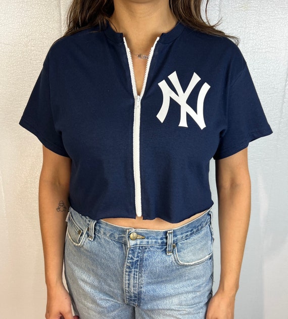 Ny yankees crop best sale top