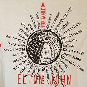 ELTON JOHN Vintage The World 1989-1990 MINT Deadstock Xlarge image 5