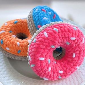 Donut Crochet Pattern: 5-inch Amigurumi Plushie (PDF Pattern)
