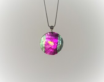 Pink/Teal Abstract Round Necklace