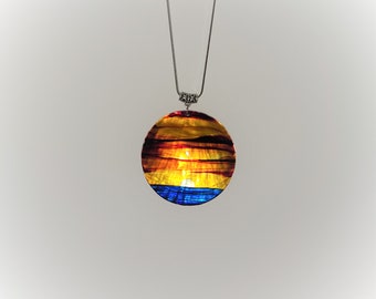 Hawaiian Sunset Round Necklace