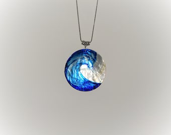 Hawaiian Wave Round Necklace