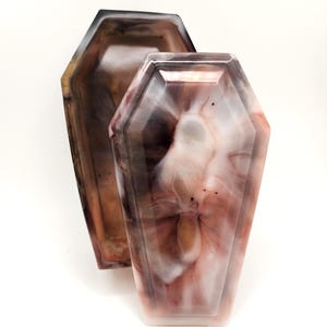 Handmade Calico Resin Coffin Box with Lid – Gothic Trinket Holder, Witchy Jewelry Storage, Occult Decor, Skull Altar Box, Spooky Resin Art