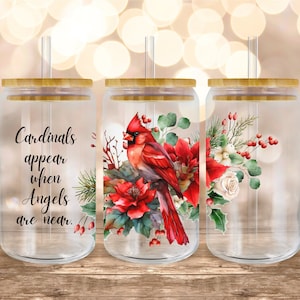 Kardinal und Weihnachtssterne 16oz Frosted & Klarglas Sublimation Design PNG Kardinäle Erscheinen, wenn Engel in der Nähe von Glasdosen Sublimation PNG sind