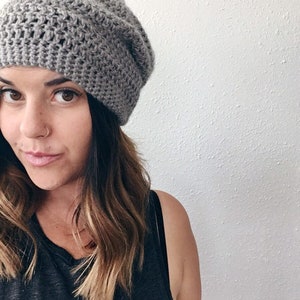 Fabriqué sur commande. Tailles bébé-adulte - Bonnet souple crocheté à la main - Choisissez votre couleur