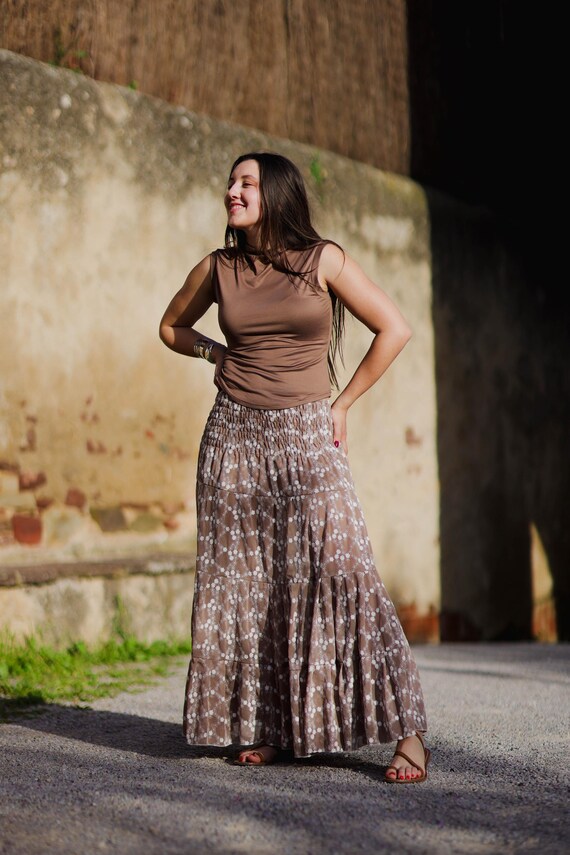 Long beige skirt with embroidered chiffon - BROTS