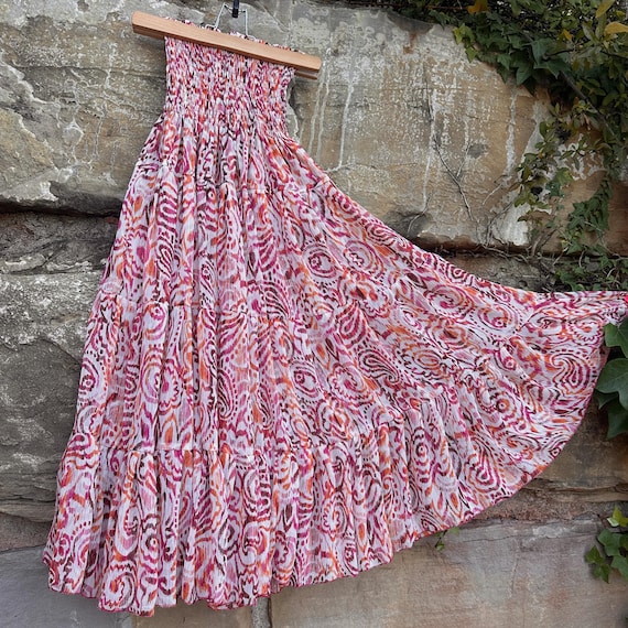 Long boho skirt printed in pink and orange tones - NILLET