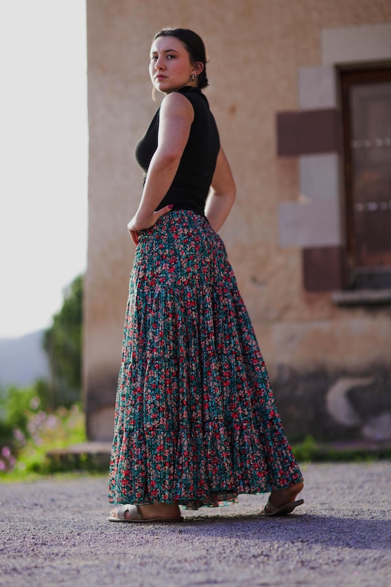 Long dark bohemian style skirt - LUREX