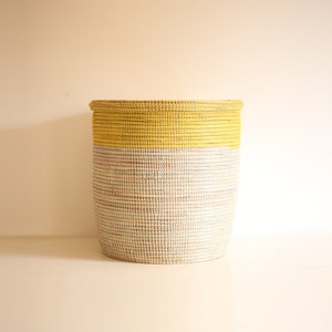 EPUR African Basket Yellow & White Flat Lid SMALL