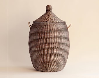 Handwoven Seagrass Laundry Basket with Lid: Black African Wicker