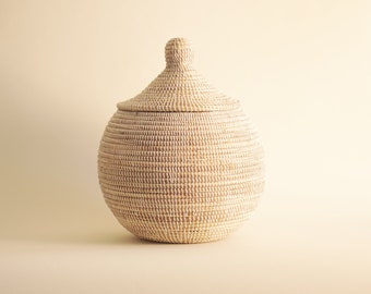 UE- BOOP African Basket White MEDIUM