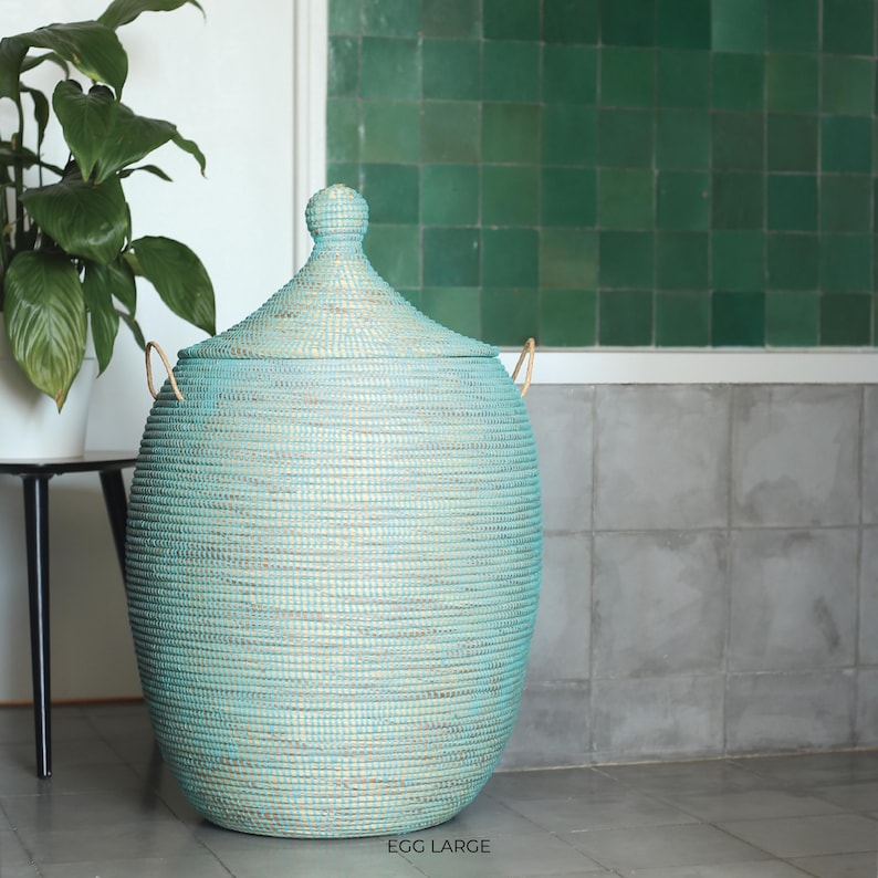 Handwoven Seagrass Laundry Basket with Lid: Mint African Wicker - EGG Mint image 3