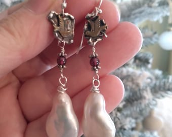 Forged Pearl earrings, Garnet Pearl earrings. Victorian Pearl earrings, Handmade Pearl earrings, Bird Pearl earrings, Freshwater Pearls