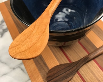 Small Curved Spatula / 10”