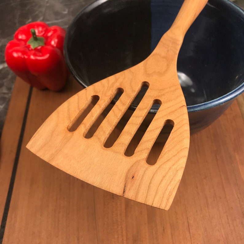 Slotted Wide Grilling Spatula / 12 image 1