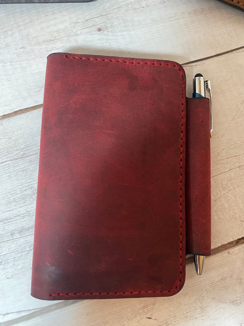 Handmade Leather FieldNotes Holder image 2