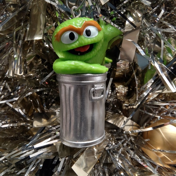 Sesame Street Oscar the Grouch Christmas Ornament